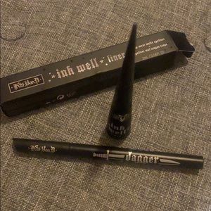 Kay von d liquid black liners